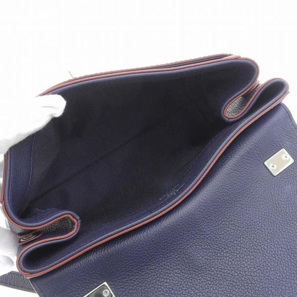 Louis Vuitton LockMe 2 BB Diagonal Hanging Turn Lock Navy Leather - Picture 3 of 7